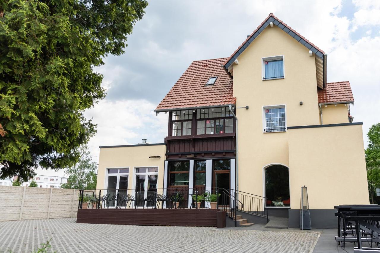 Pension Und Location Cham Meerbusch Exterior photo